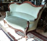 Canape Napoleon III acajou en superbe etat       L 1m75     h 1m10       prof 90cm.JPG